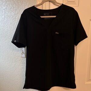 Figs women’s Short Sleeve Black scrub top